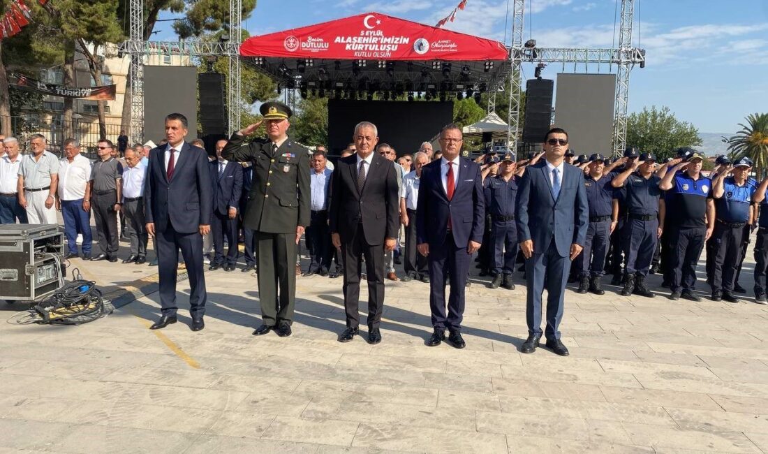 Alaşehir’de kurtuluş coşkusu açılışlar ve konserle taçlanıyor Manisa’nın Alaşehir ilçesinin düşman işgalinden kurtuluşunun 103. yılı düzenlenen törenlerle