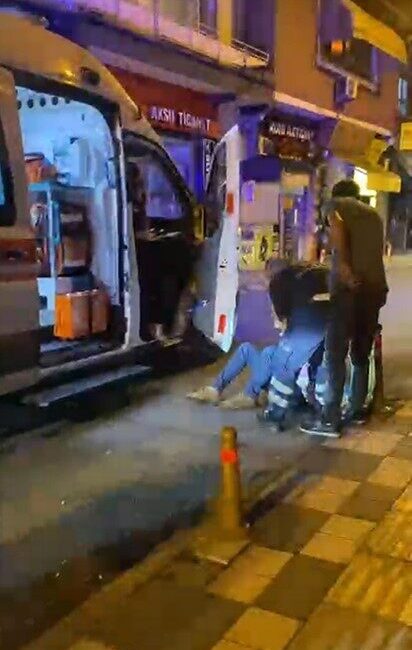 Alkollü şahıs caddeyi karıştırdı Bartın’da 2 alkollü şahıs caddeyi karıştırdı. Ayakta durmakta zorlanan şahıs,