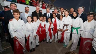 Sakarya Büyükşehir Belediyesi, kentteki amatör spor kulüplerine 18 milyon TL