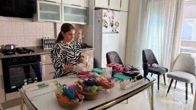 Antalya’nın Serik ilçesinde yaşayan genç kadın, yeni doğan çocuğu nedeniyle