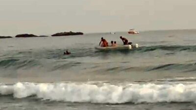 Antalya’nın Alanya ilçesinde son üç günde, denize giren tatilciler akıntıya