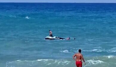 Arnavutköy Karaburun Sahili’nde denize giren bir kişi akıntıya kapılarak boğulma