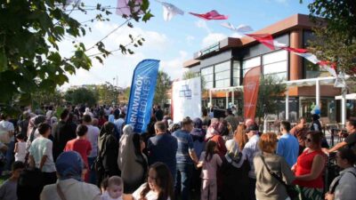 Arnavutköy Belediyesi’nin projelerinden biri olan Hadımköy Sosyal Tesisi düzenlenen törenle