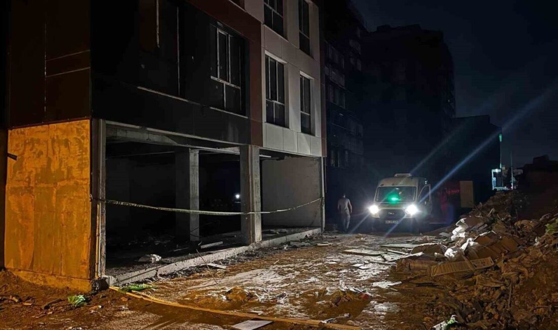 Arnavutköy’de kayıp olarak aranan işçi asansör boşluğunda ölü bulundu Arnavutköy’de kayıp olarak aranan işçi, çalıştığı 6 katlı inşaatın asansör