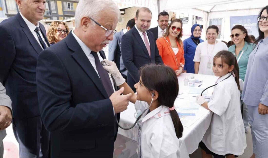 Aydın’da öğrencilere sağlıklı yaşam anlatıldı Aydın’ın Efeler ilçesinde ilkokul öğrencilerine sağlıklı yaşam hakkında uygulamalı eğitim