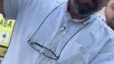 İstanbul’un Bağcılar ilçesinde yaşanan yol verme tartışmasında kornaya basan sürücüye