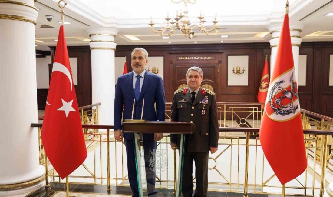 Bakan Fidan’dan, Bakan Güler’e ziyaret Dışişleri Bakanı Hakan Fidan, Milli Savunma Bakanı Yaşar Güler’i ziyaret