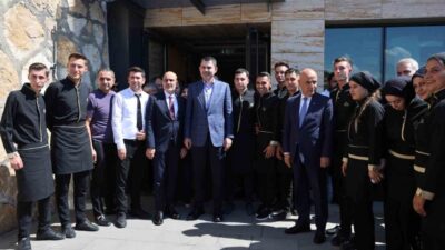 Çevre, Şehircilik ve İklim Değişikliği Bakanı Murat Kurum, Kahramanmaraş’ta yaptığı