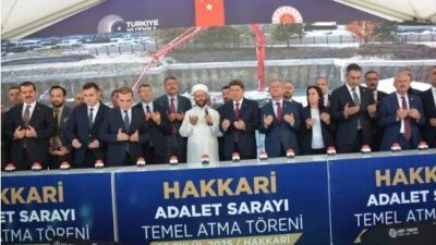 Hakkari’de konuşan Adalet Bakanı Yılmaz Tunç, “Bin yıllık kardeşliğimize vurulan