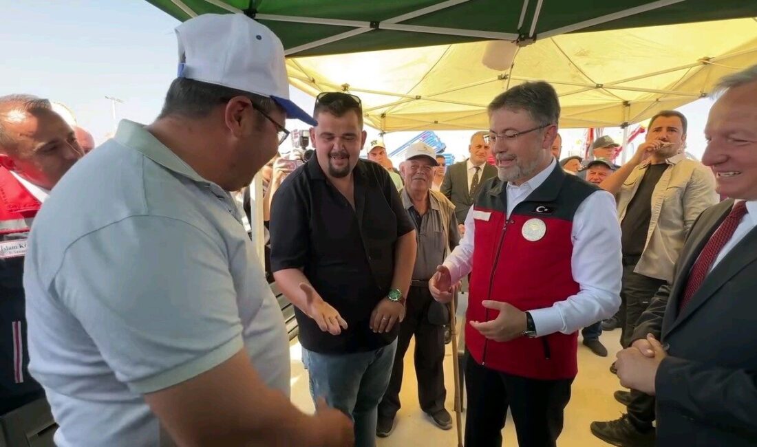 Bakan Yumaklı, pazarlıkta arabulucu oldu EDİRNE (İHA) – Edirne’nin İpsala ilçesinde dün düzenlenen Çeltik Festivali