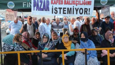 Rize’nin Pazar ilçesinde köylerinin açığında kafes balıkçılığı yapılmasını istemeyen Balıkçı