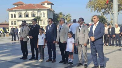 Bandırma İlçe Milli Eğitim Müdürlüğü tarafından düzenlenen İlköğretim Haftası kutlamaları