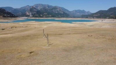 Adana’daki Kozan Barajı’nın doluluk oranı yüzde 10 seviyesine gerilerken çoraklaşan