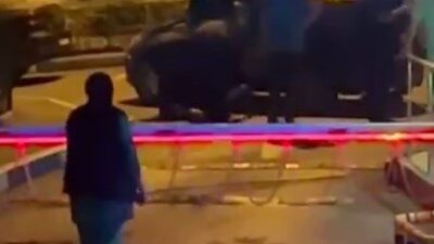 İstanbul’un Başakşehir ilçesinde alkollü olduğu iddia edilen bir şahıs, polis