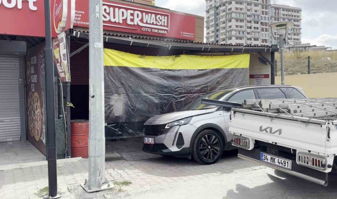 İstanbul’un Başakşehir ilçesinde bir oto yıkama dükkanında elektrik aksamı nedeniyle