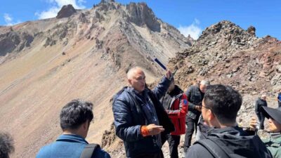 Kayseri Büyükşehir Belediye Başkanı Dr. Memduh Büyükkılıç, AFAD Deprem ve