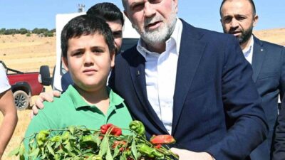 Maraş biberi hasadına katılan ve üretimin 30 bin tona ulaştığında