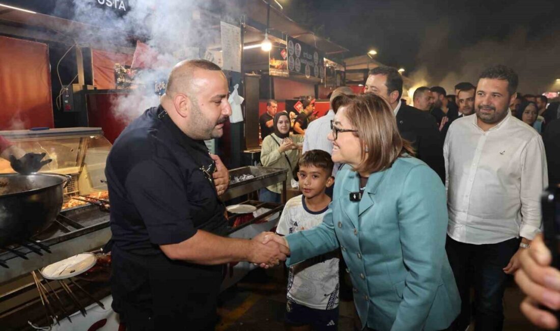 Başkan Şahin, Festival Park’ta vatandaşlarla buluştu Gaziantep Büyükşehir Belediye Başkanı Fatma Şahin, Kültür Yolu Festivali Uluslararası