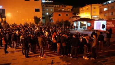 A Milli Basketbol Takımının final maçı için Saray Bahçesi Kent