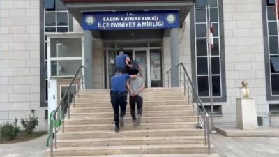 Batman’ın Sason ilçesinde bir manavın kepenk kilidini kırarak kasadan 4