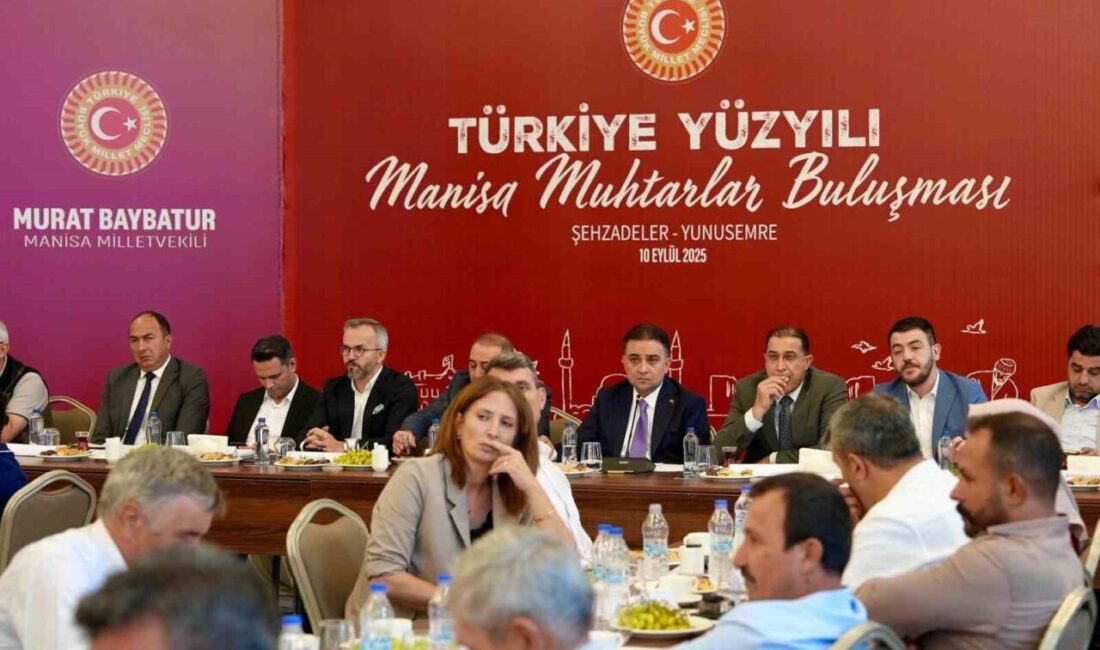 Baybatur, kamu kurumlarının il müdürleri ile muhtarları buluşturdu AK Parti Manisa Milletvekili Murat Baybatur’un ev sahipliğinde, Yunusemre ve