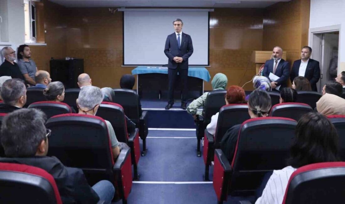 Bayburt’ta İlçe Zümre Başkanları Toplantısı yapıldı 2025-2026 eğitim-öğretim yılı İlçe Zümre Başkanları Toplantısı, Bayburt İl Milli