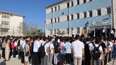 2025-2026 eğitim-öğretim yılı Adıyaman’ın Besni ilçesinde başladı. İlçede tüm kademelerde