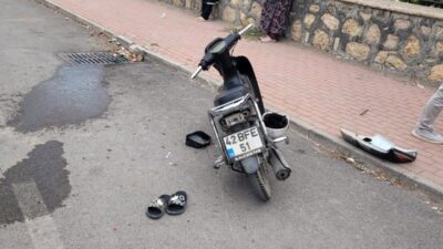Konya’nın Beyşehir ilçesinde bir çocuğun kullandığı motosiklet kontrolden çıkarak devrildi.