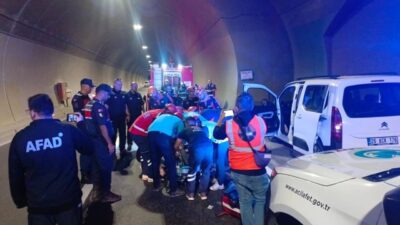 Bilecik-İstanbul karayolu üzerinde yer alan Osmangazi Tünelinde yapılan tatbikat gerçeği