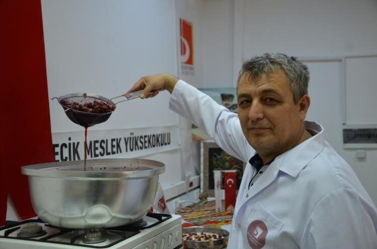 Bilecik’te ‘Papaz Yahnisi’ tescile doğru gidiyor Şeyh Edebali Üniversitesi Meslek Yüksek Okulu Gıda İşletme Bölümü Öğretim