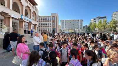 Bingöl’de 2025-2026 eğitim öğretim yılının başlamasıyla birlikte 374 okulda, 60