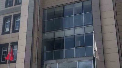 Bitlis’te ’kasten adam öldürme’ suçundan aranan şahıs sahte kimlikle yakalandı.