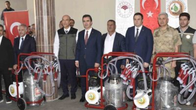 Bitlis’te, Orman Köylülerini Destekleme Projesi (ORKÖY) kapsamında 14 kadına süt