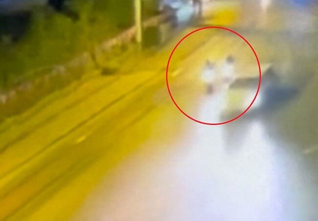 Bursa’da boş yolda ilerleyen iki motosikletlinin karıştığı kazada bir kişi