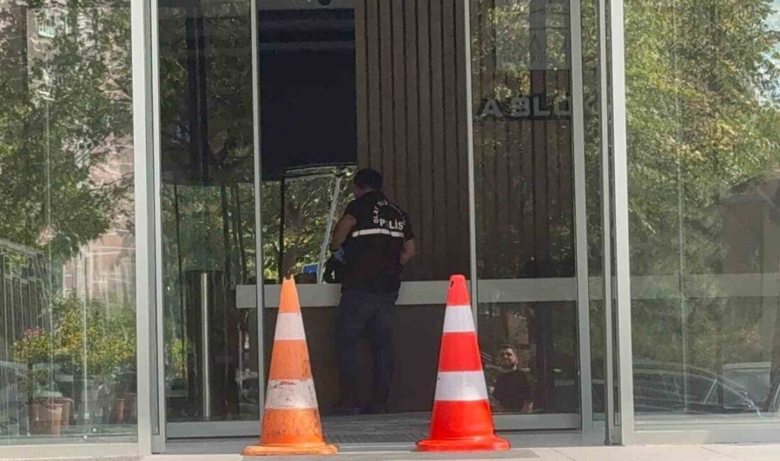 Boşanma aşamasındaki eşini ayağından vurup kaçtı İstanbul’un Beylikdüzü ilçesinde bir kişi, boşanma aşamasında olduğu eşini pompalı