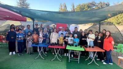 Bilecik’in Bozüyük ilçesinde Sevgi Evi’nde kalan öğrencileri fide dikerek farkındalık