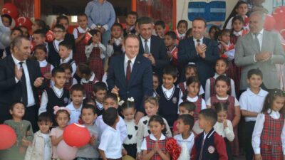 Muş’un Bulanık ilçesinde 2025-2026 eğitim-öğretim yılı, İlköğretim Haftası kapsamında düzenlenen