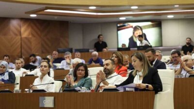 Antalya Büyükşehir Belediye Meclisi’nin eylül ayı toplantısında toplu taşımaya zam