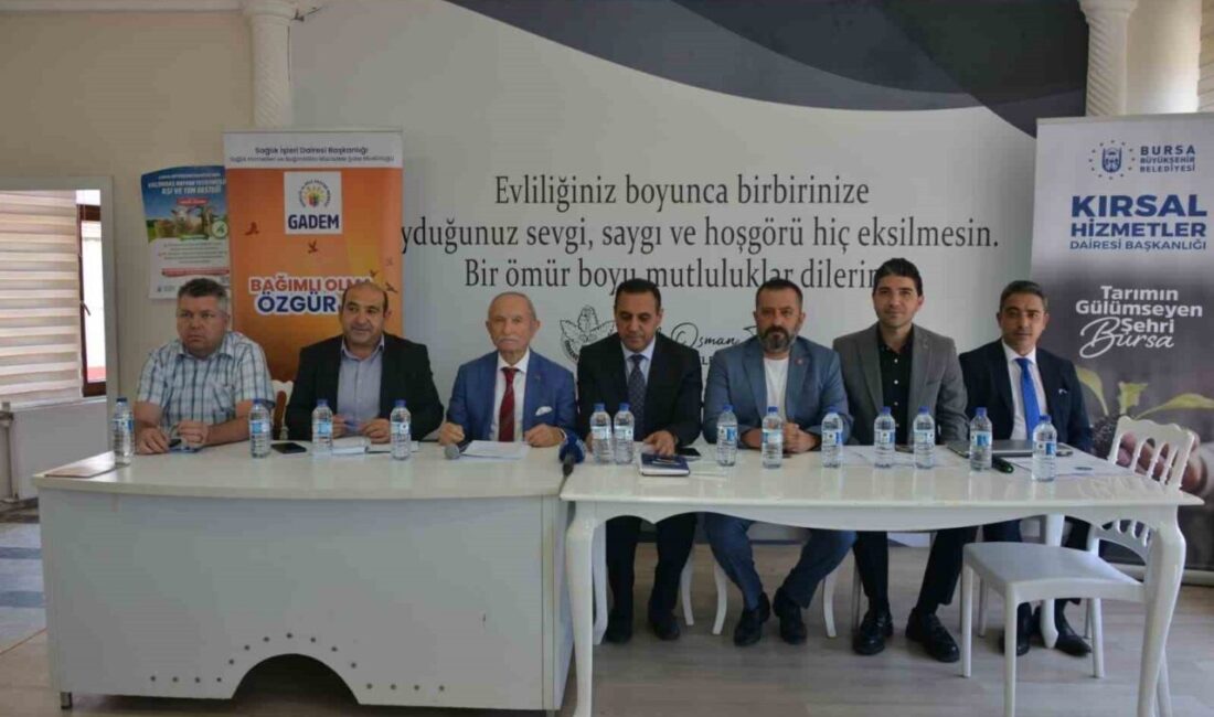 Büyükşehir’den katılımcı yönetim buluşması Bursa Büyükşehir Belediyesi’nin ’katılımcı yönetim’ anlayışı çalışmaları kapsamında Orhaneli ilçesinde