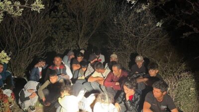 Çanakkale’nin Ayvacık ilçesinde Sahil Güvenlik ekipleri tarafından gerçekleştirilen operasyonla 34