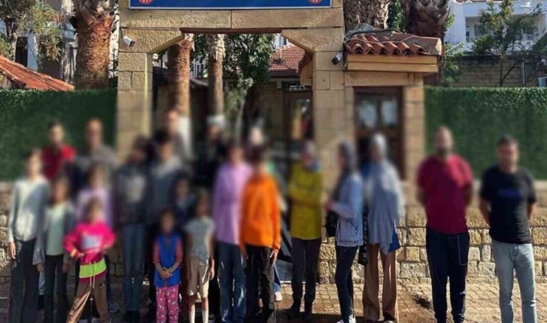 Çanakkale İl Jandarma Komutanlığınca göçmen kaçakçılığına yönelik gerçekleştirilen operasyonlar çerçevesinde