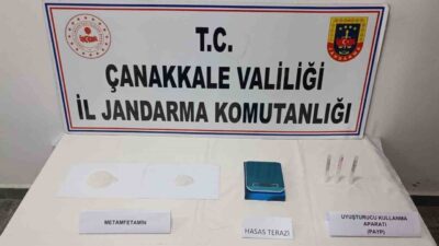 Çanakkale İl Jandarma Komutanlığı ekiplerince Biga ilçesinde düzenlenen uyuşturucu operasyonunda