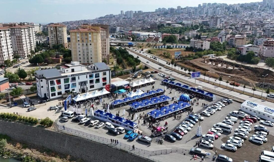 Canik Belediyesi’nin gerçekleştirdiği Türkiye’nin en büyük yapay zeka festivali olan