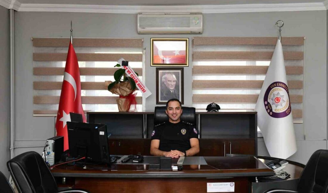 Çatak Emniyet Amirliğine Ahmet Erdem Çelik atandı Van’ın Çatak Emniyet Amirliği görevine Başkomiser Ahmet Erdem Çelik atandı.