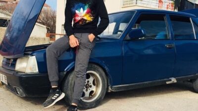 KIRŞEHİR (İHA) – Kırşehir’in Mucur ilçesinde kablo tamiri yaparken dengesini