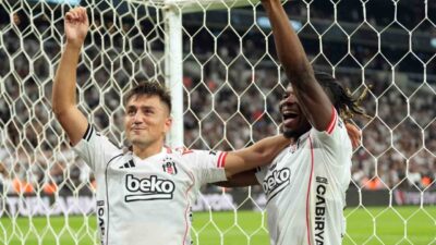 Beşiktaş’ın yeni transferlerinde Cengiz Ünder, siyah-beyazlı formayı ilk kez giydiği