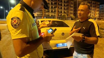 Aksaray’da cezaevinden izinli çıkıp alkol aldıktan sonra eşi ve çocuklarıyla