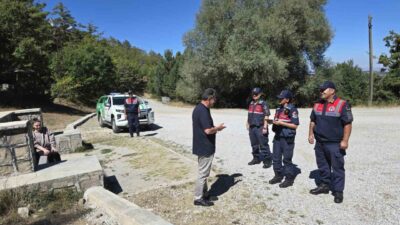 Yozgat’ın salebi ile meşhur ilçesi olan Akdağmadeni’nde kaçak salep toplayanlara