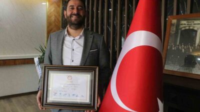 Hatay’da Samandağ ilçe Belediye Başkanı Türkiye İşçi Partili Emrah Karaçay’a,