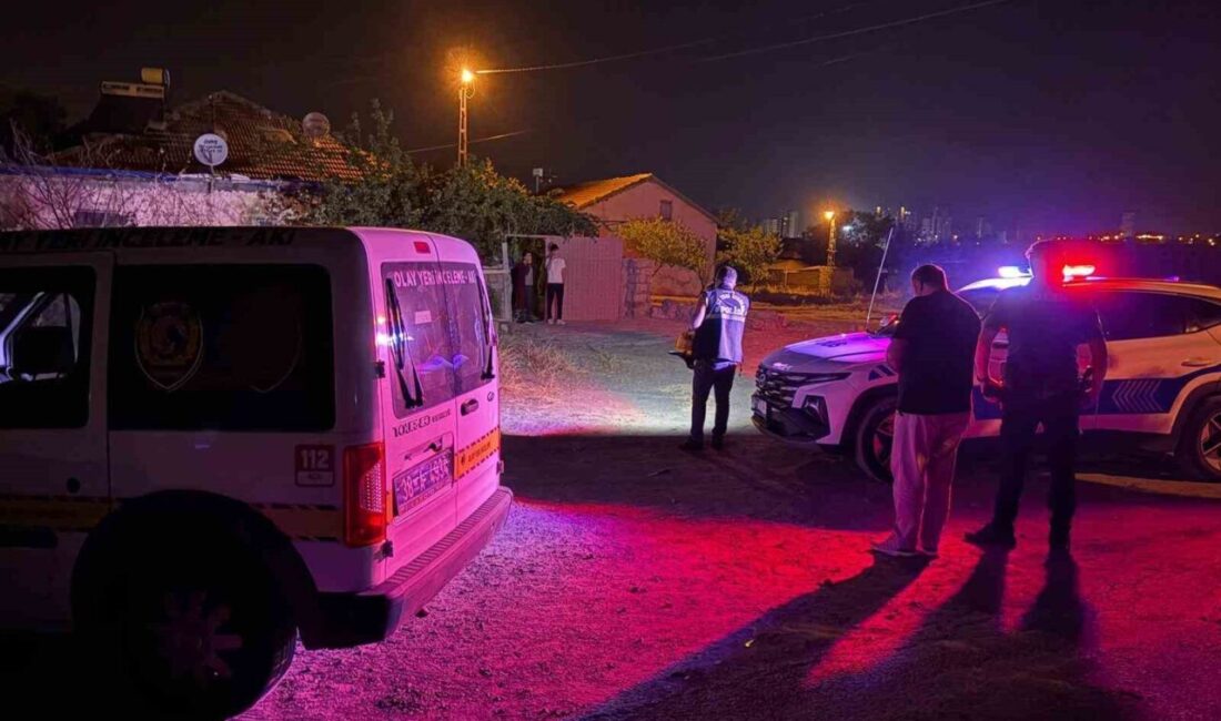 Çocuk yüzünden çıkan kavgada komşunu bıçakladı: 1 ağır yaralı Kayseri’nin Melikgazi ilçesinde bir şahıs iddiaya göre çocuk yüzünden çıkan